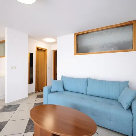 Lucija Hotel