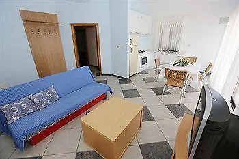 Ξενοδοχείο Lucija
