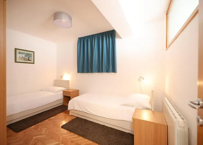 Lucija 4* Posedarje