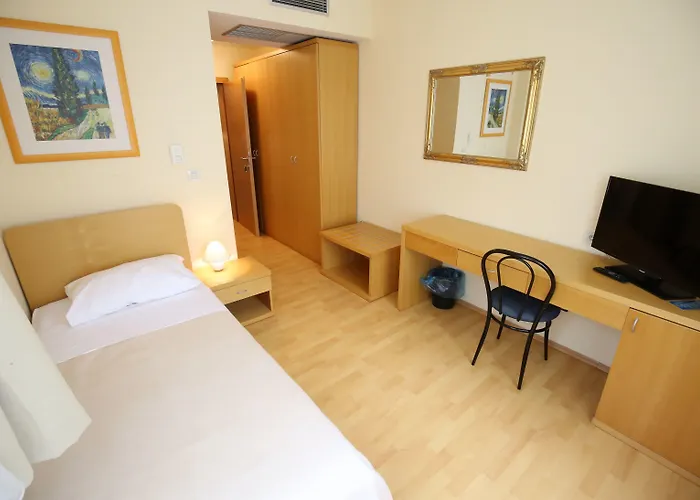 Otel Lucija