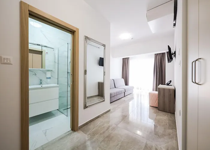 Lucija Otel 4*