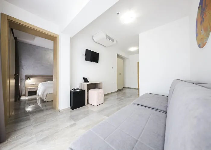 Otel Lucija 4*