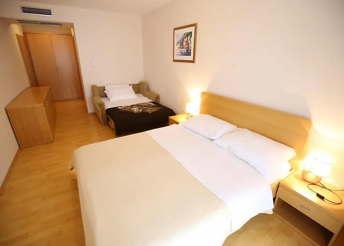 Lucija 4* Posedarje