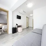 Otel Lucija 4*