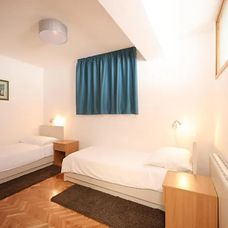 Lucija 4* Posedarje