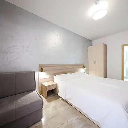 Lucija 4* Posedarje