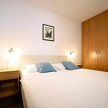 Lucija 4* Posedarje