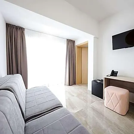 Lucija Hotel Posedarje