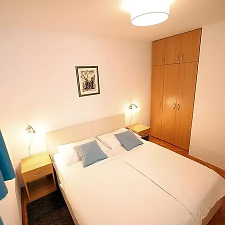 Lucija 4* Posedarje