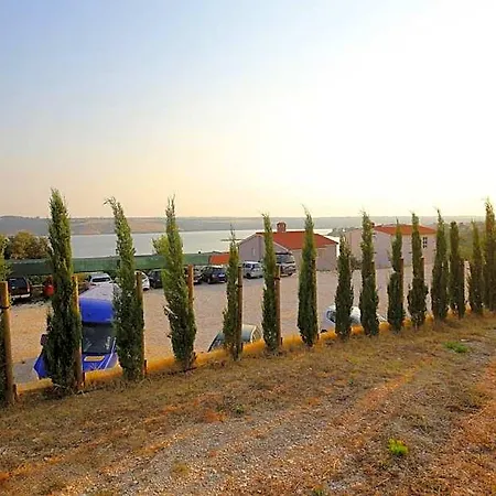 Lucija Hotel