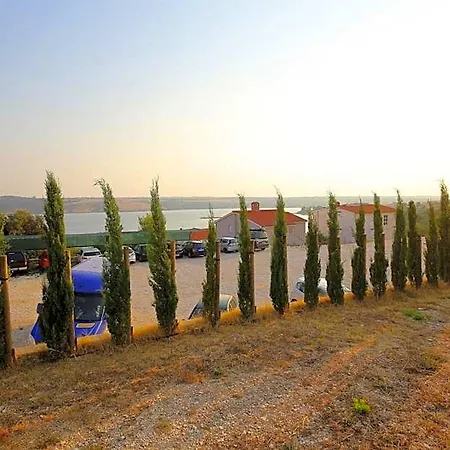Lucija Hotel