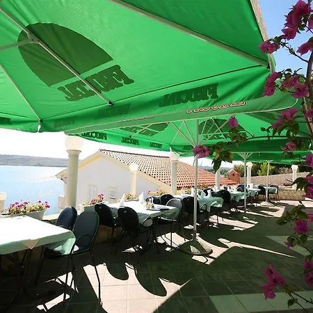 Lucija 4* ポセダリェ