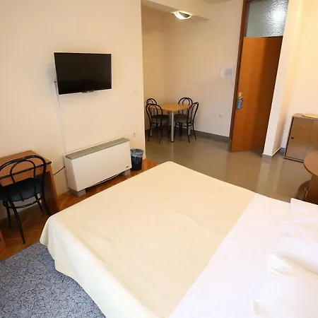 Hotell Lucija