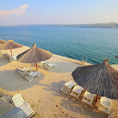 Lucija 4* Posedarje