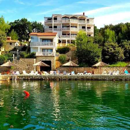 Lucija Hotell 4*