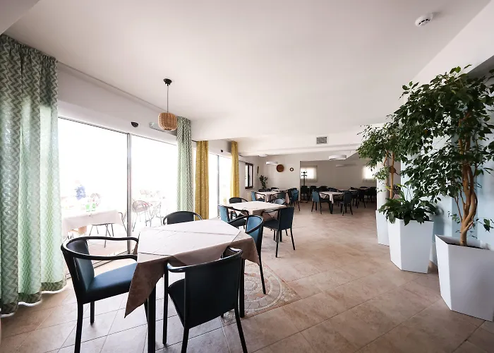 Hotell Lucija Posedarje