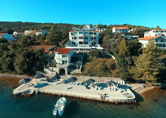 Hotell Lucija Posedarje